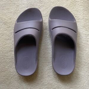 Oofos Light Purple Recovery Slide Sandals Women's 8 Men’s 6 Slip On Open Toe